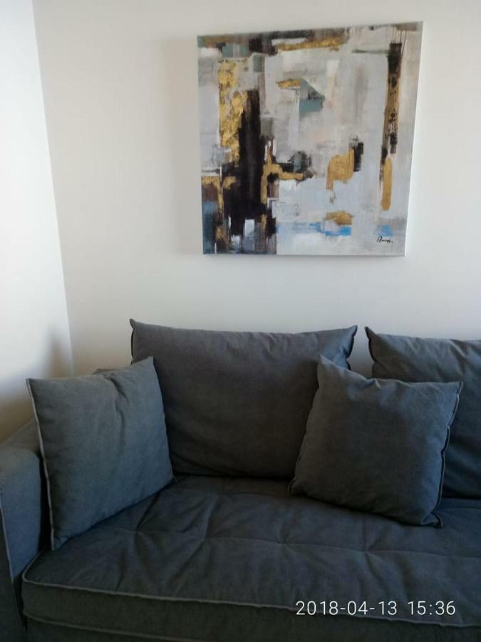 Cozy Apartment With Side View Of Acropolis Athen Eksteriør billede